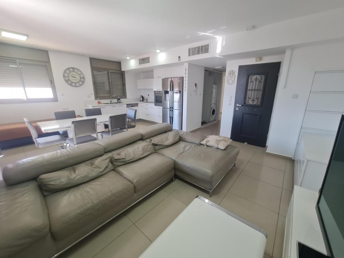 Top-luxury Exclusive аpt With Jacuzzi In Front Of The Sea Appartement *
