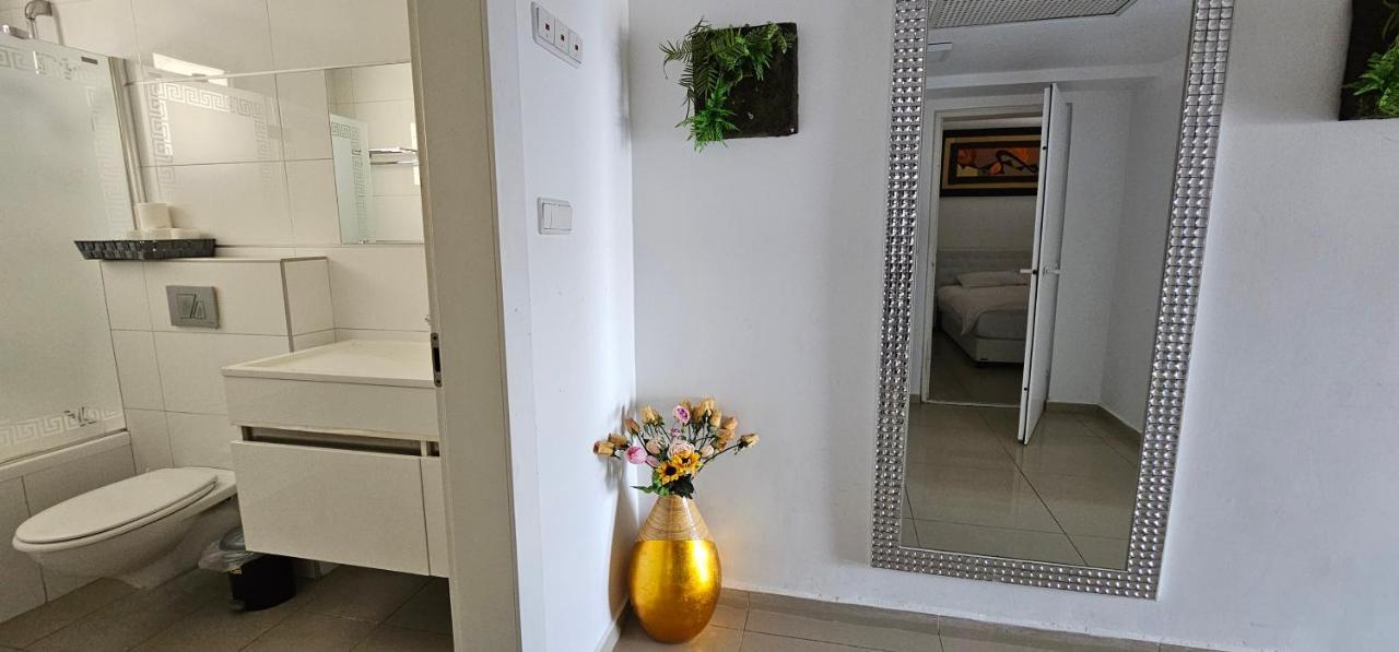 Top-luxury Exclusive аpt With Jacuzzi In Front Of The Sea Appartement *