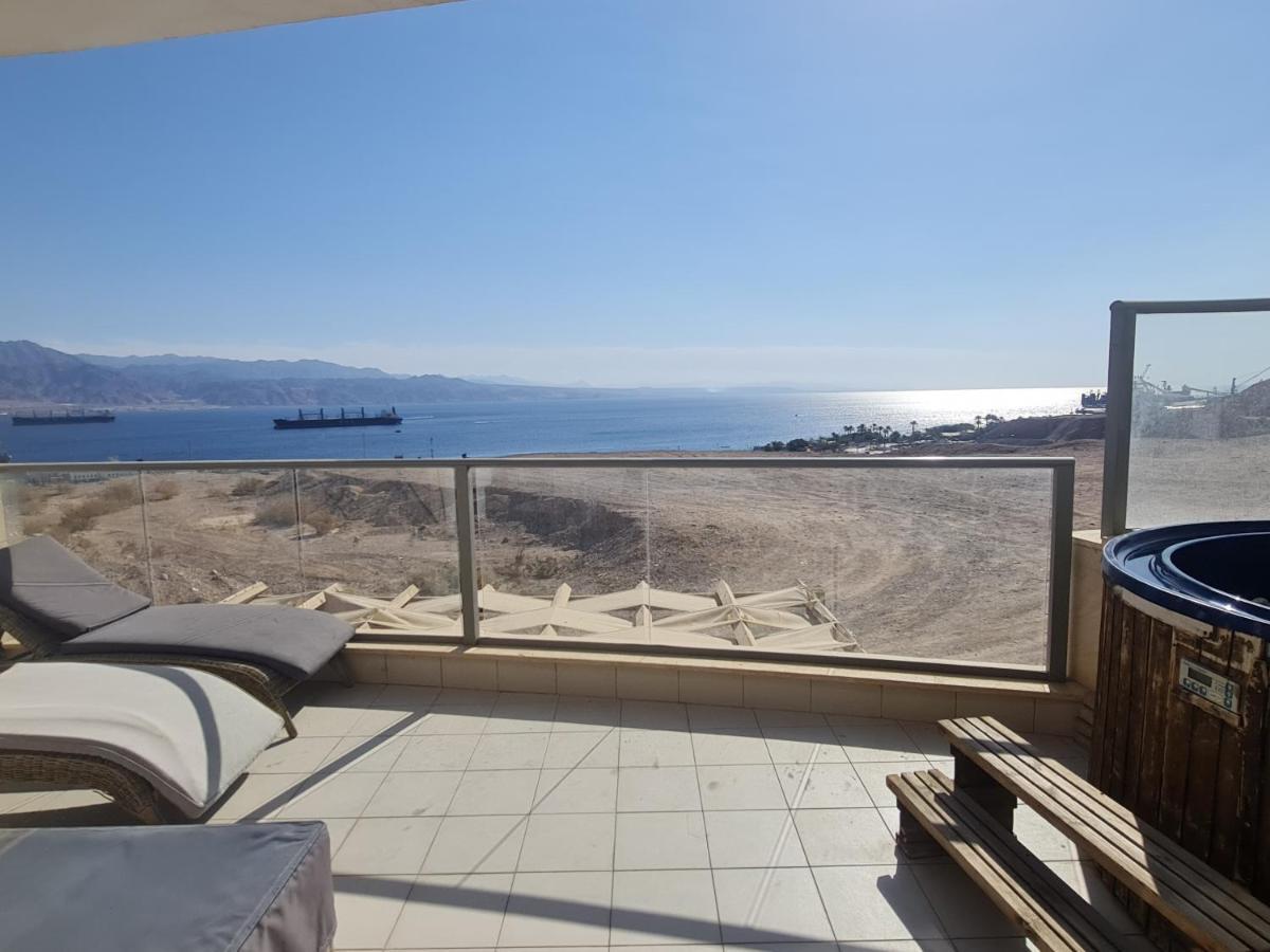 Top-luxury Exclusive аpt With Jacuzzi In Front Of The Sea Appartement Eilat